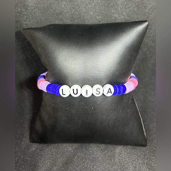 Luisa (Encanto) Heishi Bracelet - Picture 1 of 8